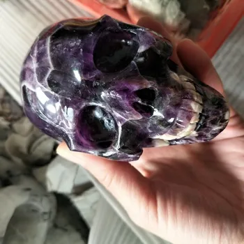 1000 грама кристален череп от аметист Мечти